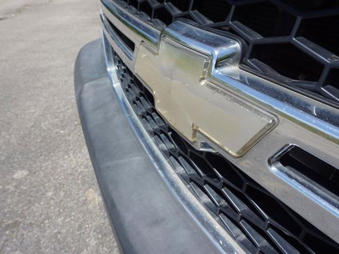 Used 2007 Chevrolet Silverado 2500 LT w/ Onstar Plus Package AWD/4WD image 10