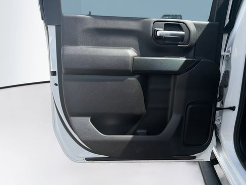 Used 2020 GMC Sierra 2500 4x4 Crew Cab w/ Convenience Package image 25