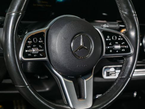 Used 2021 Mercedes-Benz GLB 250 image 37