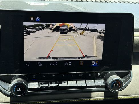 Used 2025 Chevrolet Colorado ZR2 w/ ZR2 Bison Edition AWD/4WD image 26