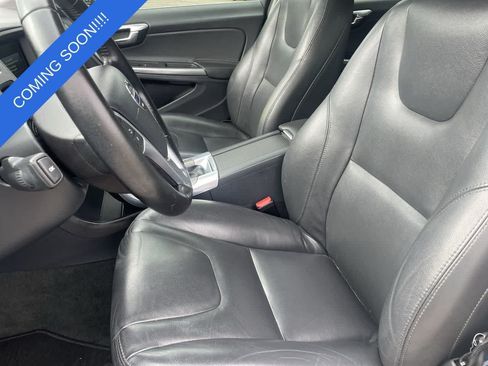 Used 2016 Volvo V60 T5 Premier AWD/4WD image 12