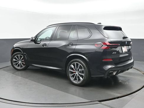 Used 2024 BMW X5 xDrive40i w/ M Sport Package AWD/4WD image 5