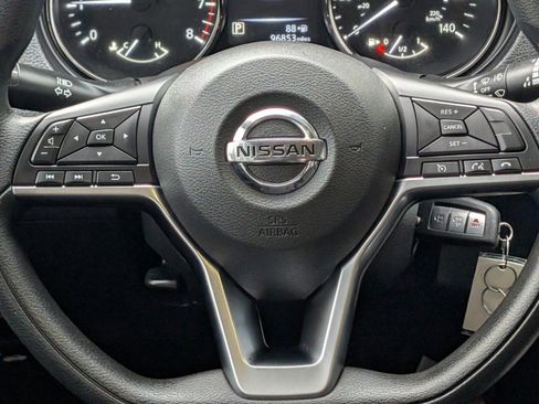 Used 2018 Nissan Rogue Sport S w/ S Appearance Package image 32