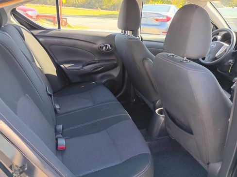 Used 2019 Nissan Versa SV image 15