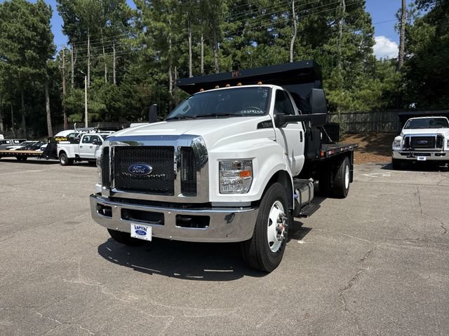 New 2026 Ford F750 2WD Regular Cab Super Duty image 1