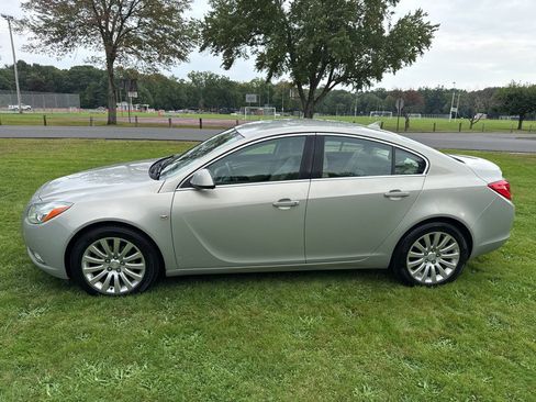 Used 2011 Buick Regal CXL FWD image 40