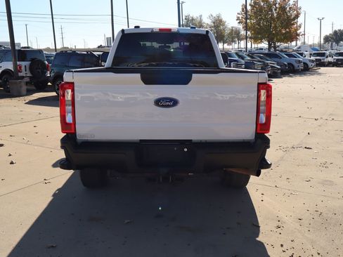 Used 2023 Ford F250 XL image 6