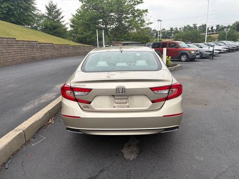 Used 2018 Honda Accord LX image 6
