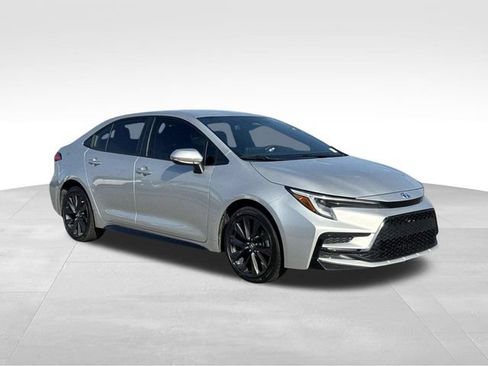 Used 2024 Toyota Corolla SE FWD image 7