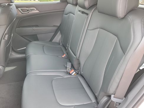 New 2026 Kia Sportage EX image 7