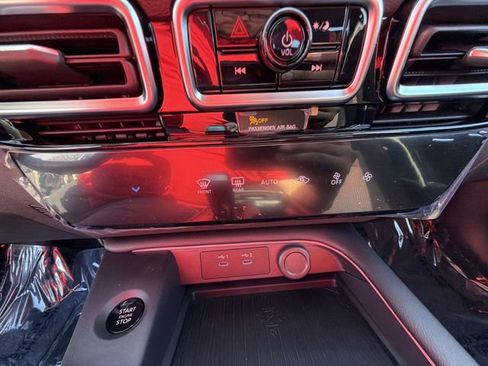 New 2026 Nissan Sentra SR w/ Floor Mat Package FWD image 16