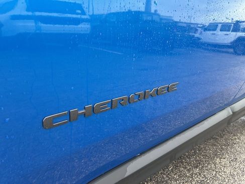 New 2026 Jeep Cherokee Laredo image 19