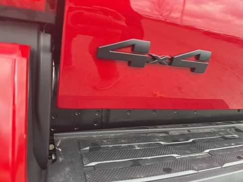 New 2025 Toyota Tacoma TRD Off-Road image 17