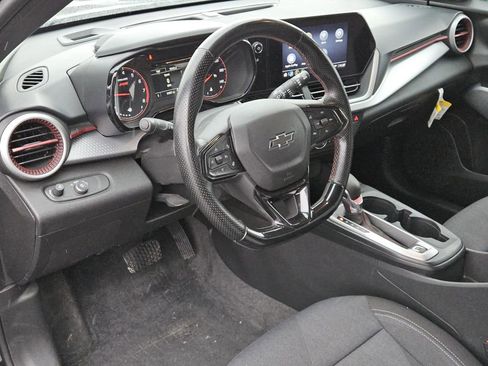 Certified 2024 Chevrolet Trax RS w/ Driver Confidence Package image 23