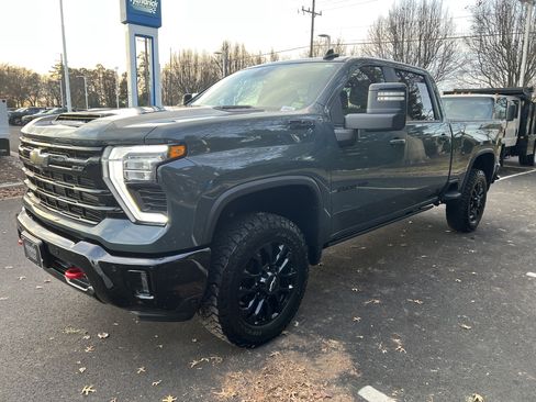 Certified 2025 Chevrolet Silverado 2500 LT w/ Trail Boss Package image 5