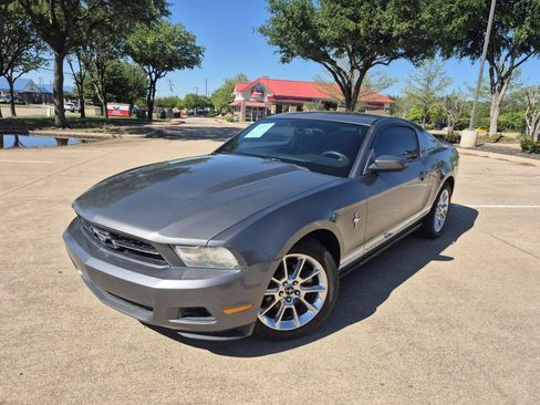 Used 2011 Ford Mustang Premium w/ 202A Rapid Spec Order Code RWD image 1