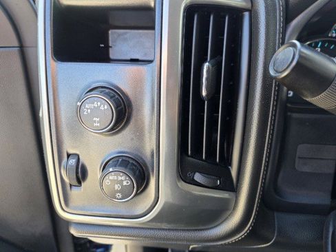 Used 2018 Chevrolet Silverado 1500 LTZ w/ Texas Edition image 45