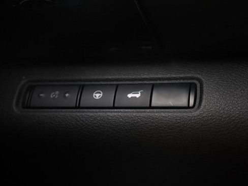 Certified 2025 Nissan Pathfinder SV FWD image 20