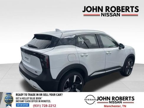 Used 2025 Nissan Kicks SR FWD image 4
