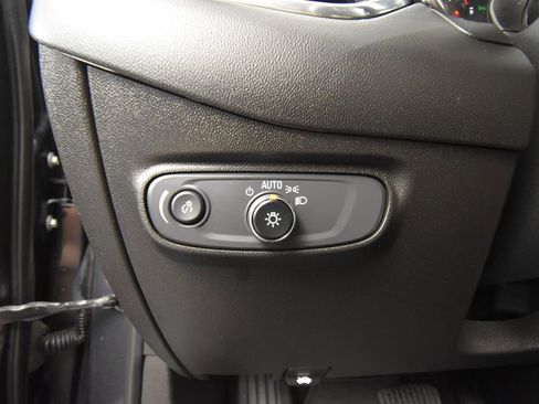 Used 2022 Chevrolet Equinox LT image 29