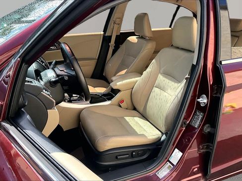 Used 2017 Honda Accord EX-L image 7