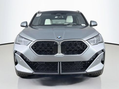 Used 2026 BMW X2 xDrive28i w/ Technology Package AWD/4WD image 2