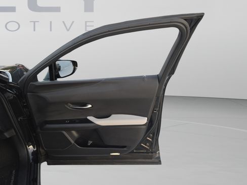 Used 2024 Lexus UX 250h FWD image 22