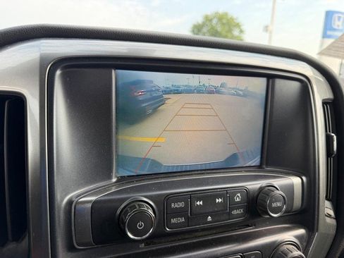 Used 2019 Chevrolet Silverado 1500 LT AWD/4WD image 19