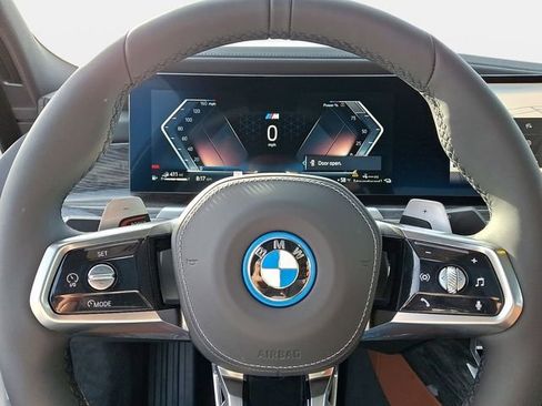 New 2026 BMW 750e xDrive w/ Executive Package AWD/4WD image 17
