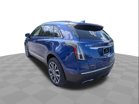 Certified 2024 Cadillac XT5 Sportv w/ Platinum Package AWD/4WD image 6