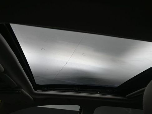 Used 2015 Subaru Forester 2.5i Limited image 19