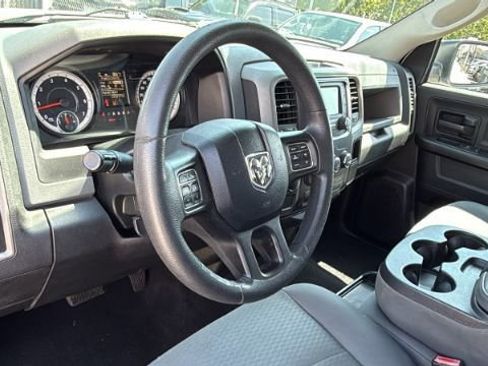 Used 2018 RAM 1500 Express w/ Express Value Package RWD image 24