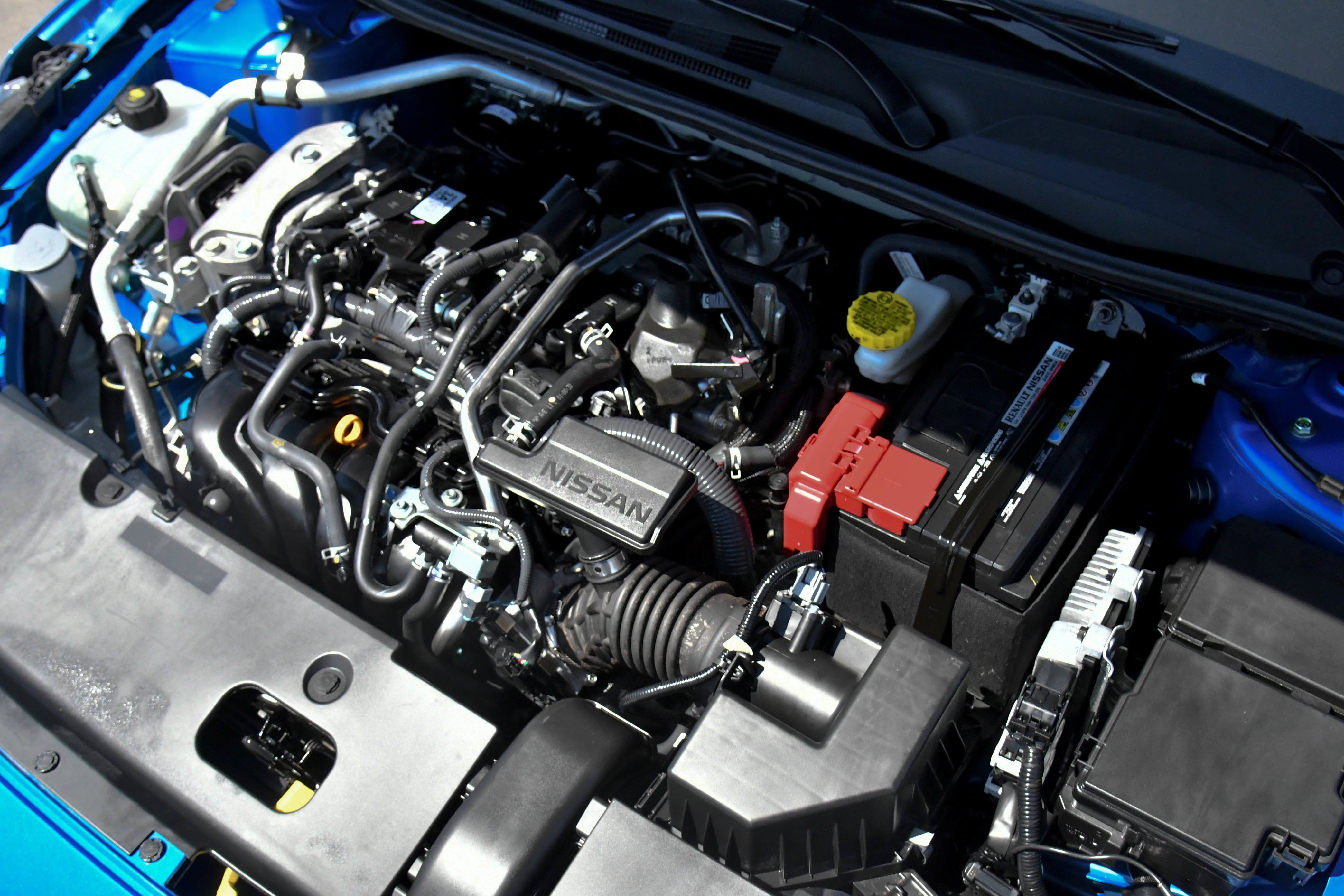 Used 2025 Nissan Sentra SV FWD image 41
