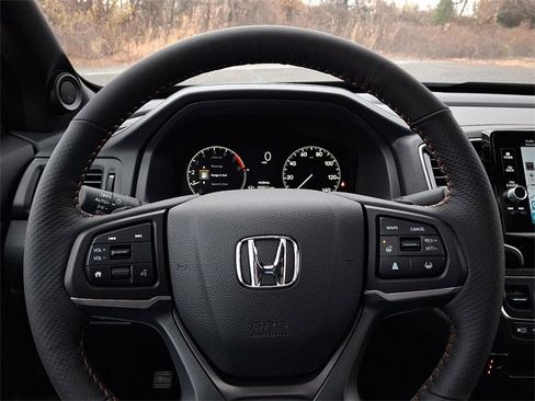 Certified 2025 Honda Ridgeline TrailSport image 20