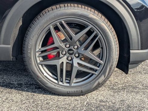 New 2025 Ford Explorer ST image 13