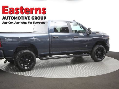 Used 2025 RAM 2500 Big Horn AWD/4WD image 45