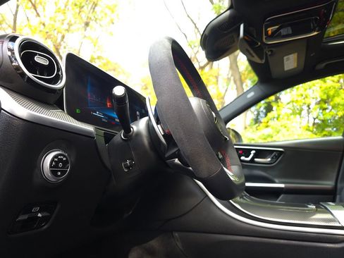 Used 2023 Mercedes-Benz C 43 AMG 4MATIC Sedan image 29