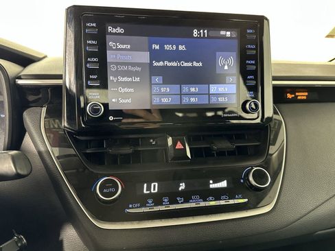 Used 2022 Toyota Corolla LE FWD image 21