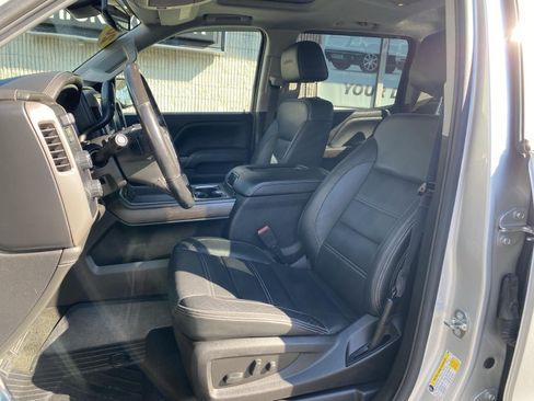 Used 2018 GMC Sierra 1500 Denali w/ Denali Ultimate Package AWD/4WD image 10
