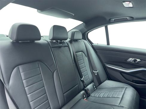 Used 2023 BMW 330i xDrive Sedan w/ M Sport Package image 51