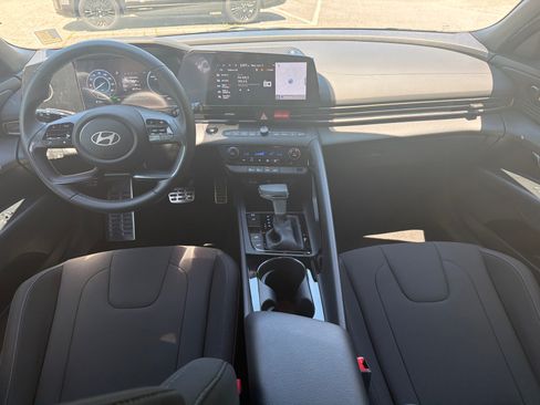 Certified 2026 Hyundai Elantra SEL FWD image 2