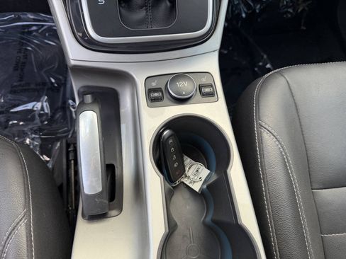 Used 2013 Ford Escape SEL FWD image 30
