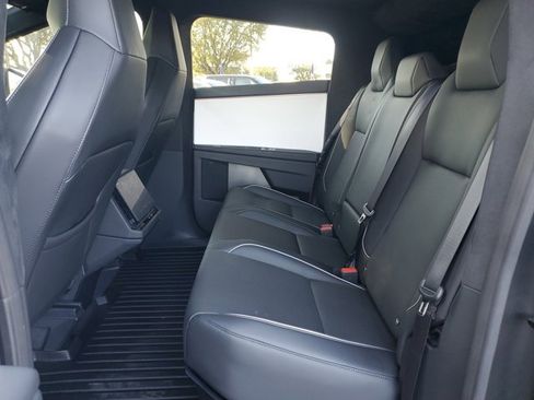 Used 2024 Tesla Cybertruck AWD Crew Cab image 18