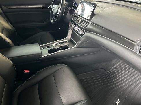 Used 2022 Honda Accord Sport image 17