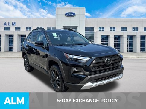 Used 2024 Toyota RAV4 Adventure image 4