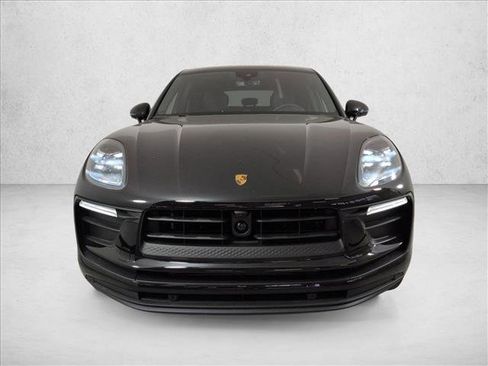 New 2026 Porsche Macan image 7