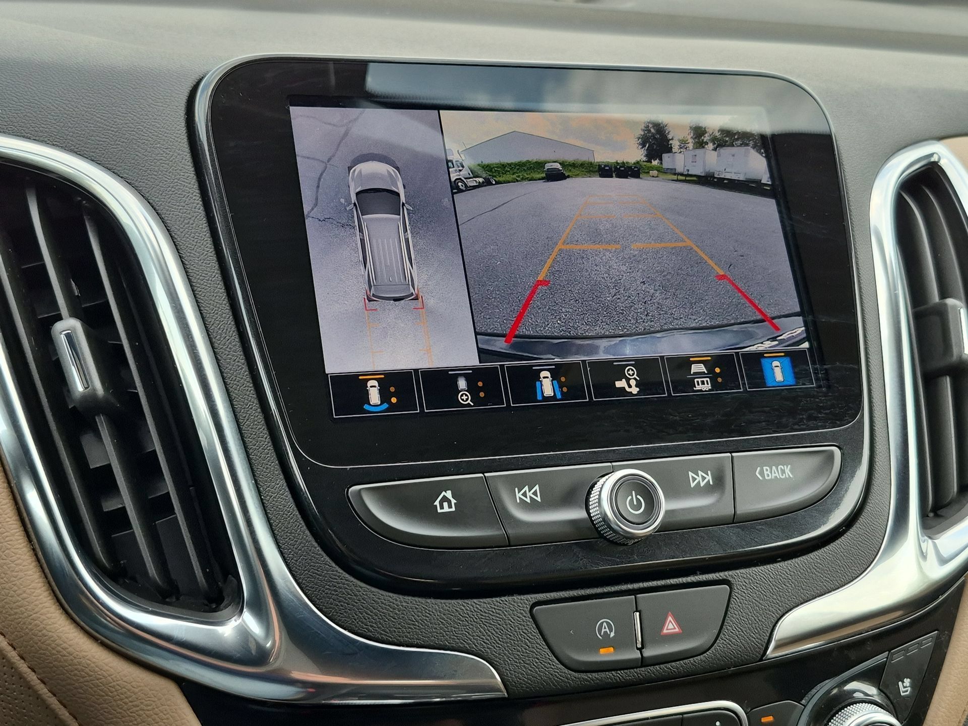 Certified 2023 Chevrolet Equinox Premier AWD/4WD image 15