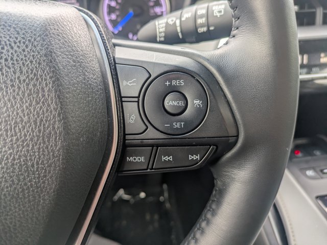 Used 2022 Toyota Venza LE AWD/4WD image 22