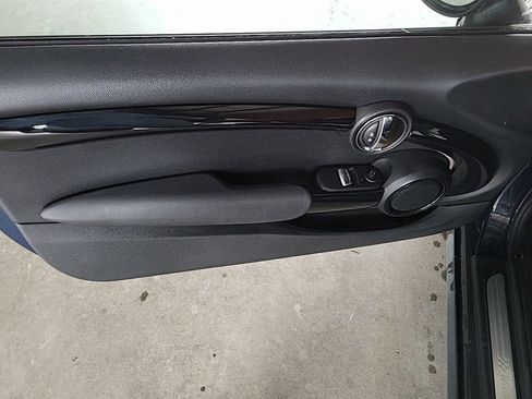 Used 2016 MINI Cooper S image 10