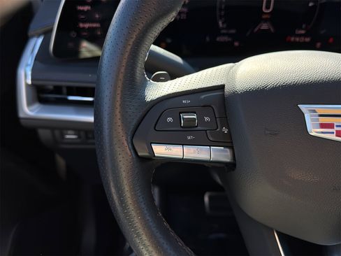 Used 2024 Cadillac XT4 Sport w/ Technology Package image 15